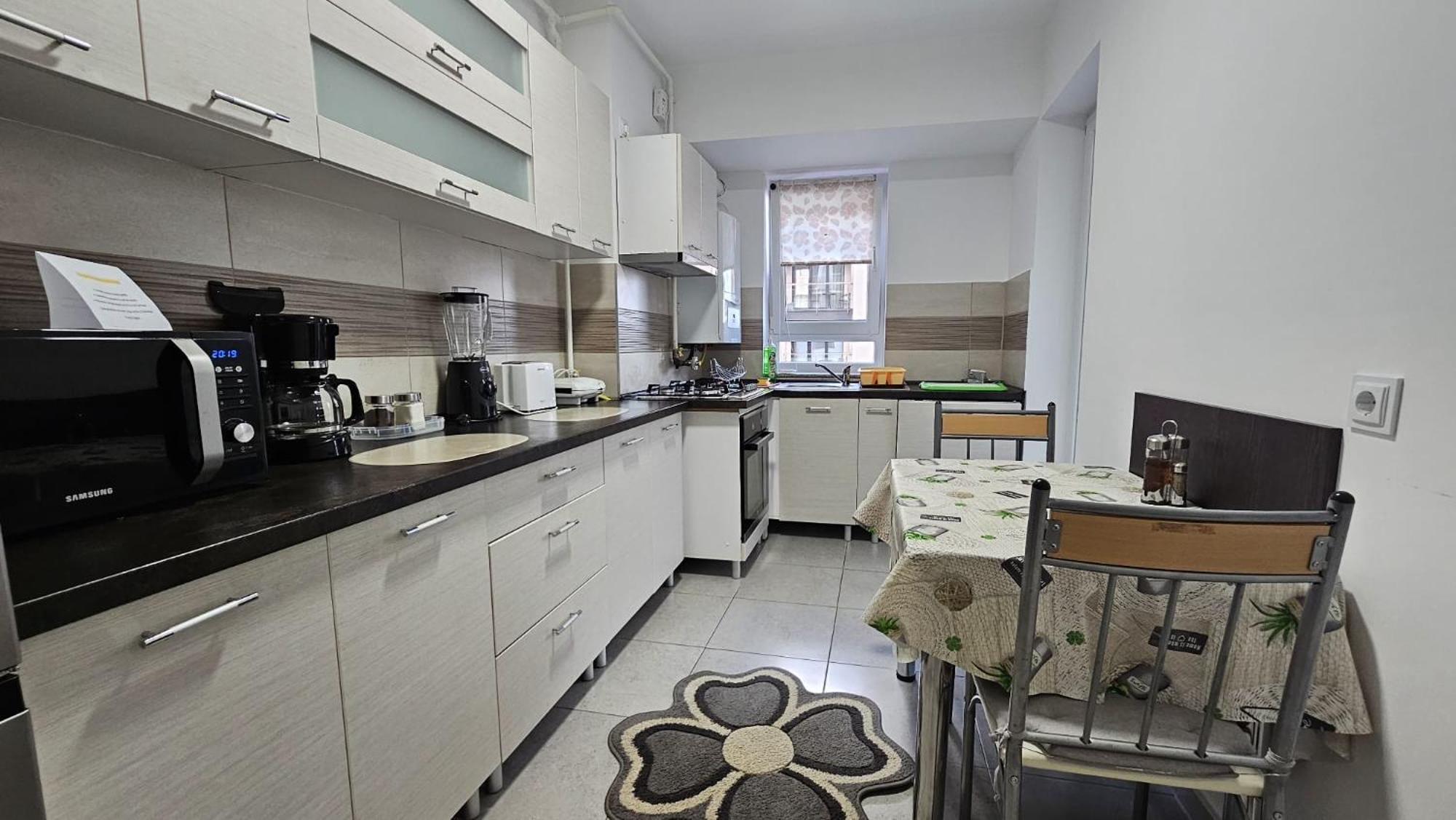 Elissa Apartment Brasov Ngoại thất bức ảnh